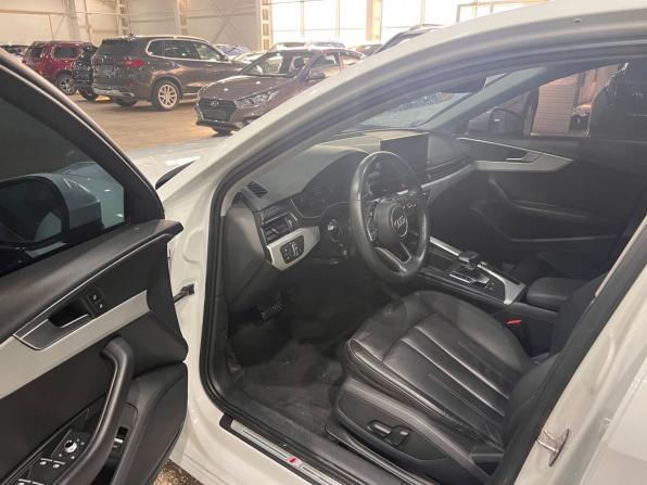 Audi A4 V (B9) Рестайлинг с пробегом 2020 года, цена 3 340 000 рублей, 125178 км, седан, Автокод Объявления