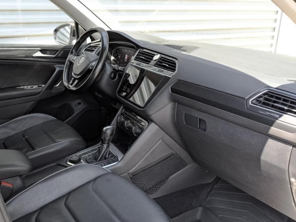 Volkswagen Tiguan II с пробегом 2019 года, цена 2 300 000 рублей, 185000 км, внедорожник, Автокод Объявления