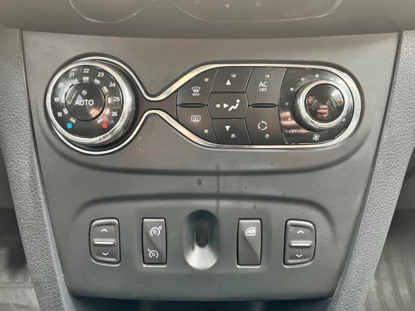 Renault Sandero II с пробегом 2014 года, цена 770 000 рублей, 138045 км, хэтчбек, Автокод Объявления