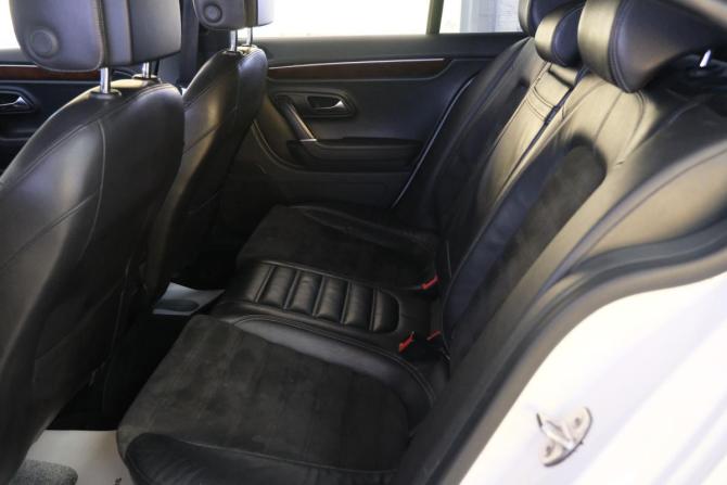 Volkswagen Passat CC I Рестайлинг с пробегом 2013 года, цена 1 229 000 рублей, 252300 км, седан, Автокод Объявления