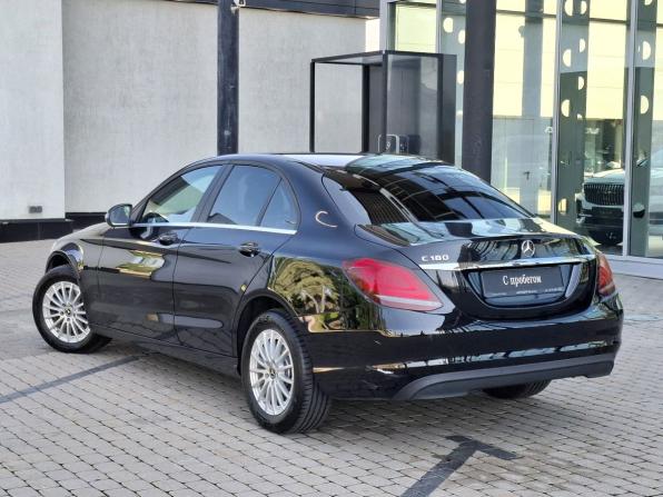 Mercedes-Benz C-Класс IV (W205) с пробегом 2018 года, цена 2 390 000 рублей, 75000 км, седан, Автокод Объявления
