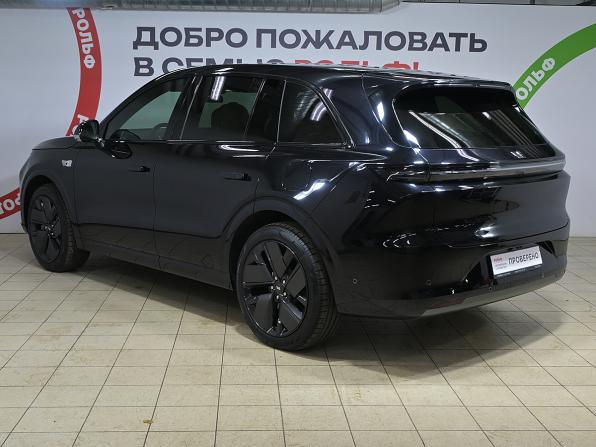 Li Auto (Lixiang) L6 I с пробегом 2025 года, цена 6 970 000 рублей, 8700 км, внедорожник, Автокод Объявления