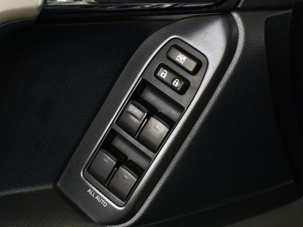 Toyota Land Cruiser Prado 150 Series с пробегом 2012 года, цена 2 675 995 рублей, 160165 км, внедорожник, Автокод Объявления