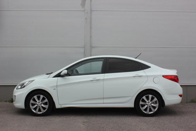 Hyundai Solaris I с пробегом 2012 года, цена 837 000 рублей, 130574 км, седан, Автокод Объявления