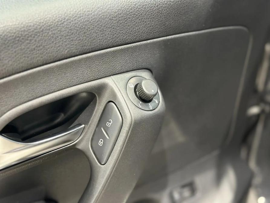 Volkswagen Polo V Рестайлинг Новосибирск  - изображение 16