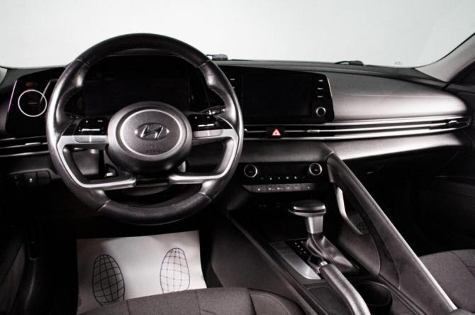 Hyundai Elantra VII (CN7) с пробегом 2023 года, цена 2 329 000 рублей, 87256 км, седан, Автокод Объявления