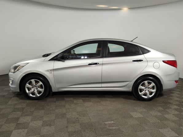 Hyundai Solaris I Рестайлинг с пробегом 2015 года, цена 865 000 рублей, 197277 км, седан, Автокод Объявления