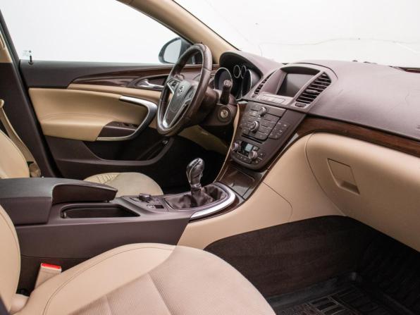Opel Insignia I с пробегом 2011 года, цена 675 000 рублей, 306522 км, универсал, Автокод Объявления