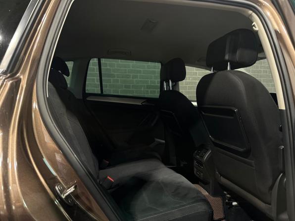 Volkswagen Tiguan II с пробегом 2018 года, цена 2 785 000 рублей, 92728 км, внедорожник, Автокод Объявления