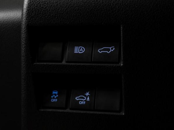 Toyota Land Cruiser 300 Series с пробегом 2023 года, цена 12 305 000 рублей, 72716 км, внедорожник, Автокод Объявления
