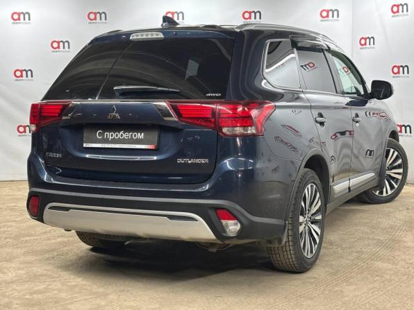 Mitsubishi Outlander III Рестайлинг 3 с пробегом 2019 года, цена 1 879 000 рублей, 138000 км, внедорожник, Автокод Объявления