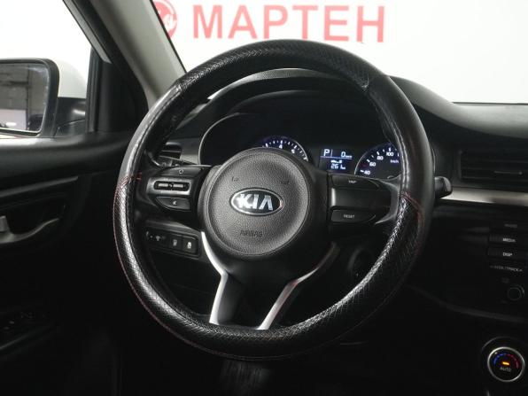 Kia Rio IV с пробегом 2018 года, цена 1 279 000 рублей, 116607 км, седан, Автокод Объявления