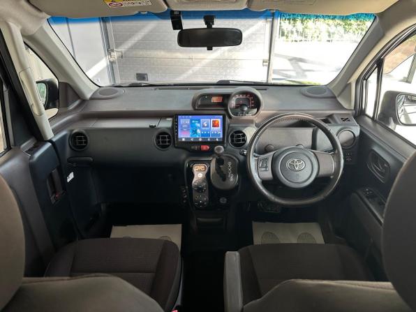 Toyota Spade с пробегом 2014 года, цена 980 000 рублей, 176758 км, минивэн, Автокод Объявления