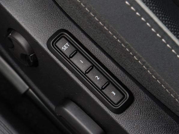 Volkswagen Golf VIII с пробегом 2021 года, цена 2 657 000 рублей, 61359 км, хэтчбек, Автокод Объявления