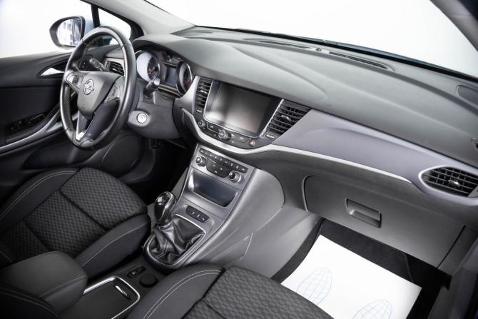 Opel Astra K с пробегом 2017 года, цена 1 199 000 рублей, 147709 км, универсал, Автокод Объявления