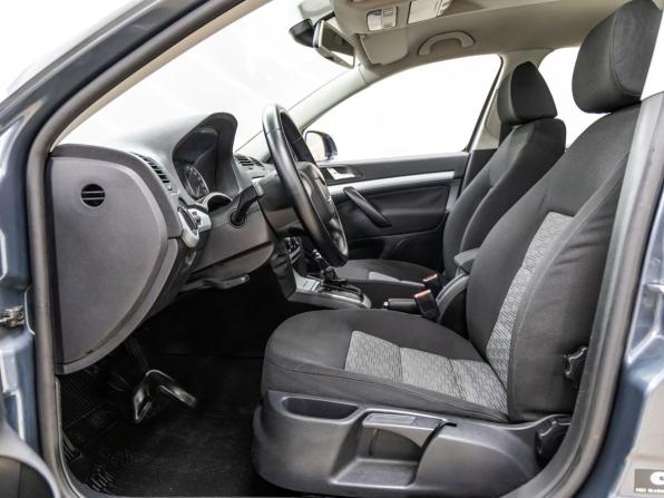 Skoda Octavia II (A5) Рестайлинг с пробегом 2009 года, цена 828 000 рублей, 167244 км, лифтбек, Автокод Объявления