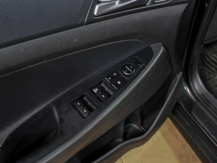 Hyundai Tucson III Воронеж  - изображение 15