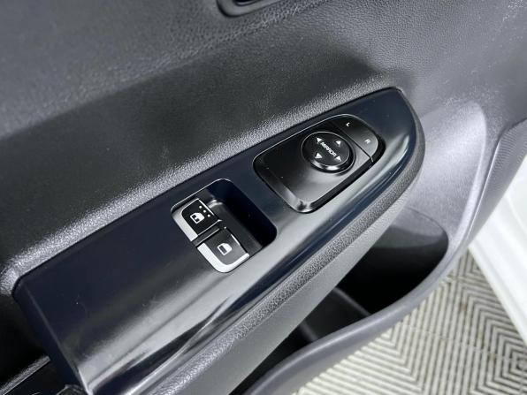 Kia Rio IV Рестайлинг с пробегом 2020 года, цена 799 000 рублей, 130593 км, седан, Автокод Объявления