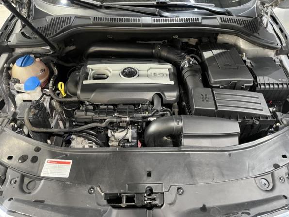 Skoda Superb II Рестайлинг с пробегом 2014 года, цена 1 275 000 рублей, 168101 км, лифтбек, Автокод Объявления
