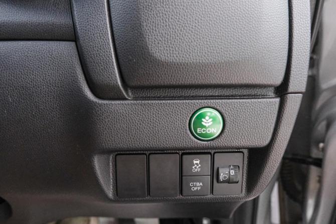 Honda Fit III с пробегом 2013 года, цена 999 000 рублей, 49825 км, хэтчбек, Автокод Объявления