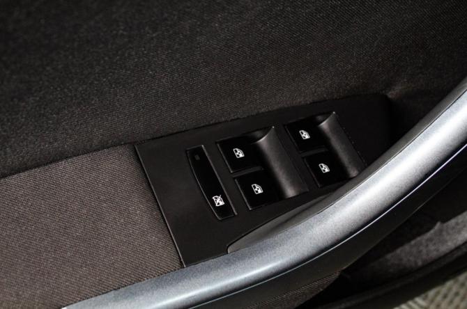 Opel Astra J с пробегом 2012 года, цена 699 000 рублей, 220000 км, хэтчбек, Автокод Объявления