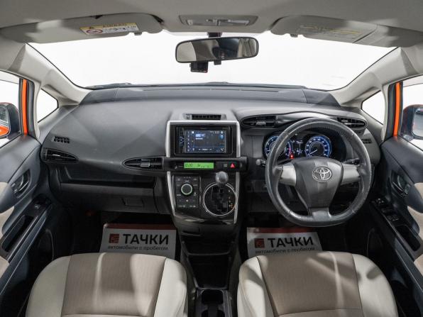 Toyota Wish II Рестайлинг с пробегом 2016 года, цена 1 400 000 рублей, 138401 км, минивэн, Автокод Объявления