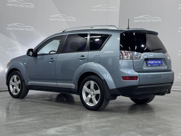 Mitsubishi Outlander II с пробегом 2007 года, цена 1 050 000 рублей, 260000 км, внедорожник, Автокод Объявления