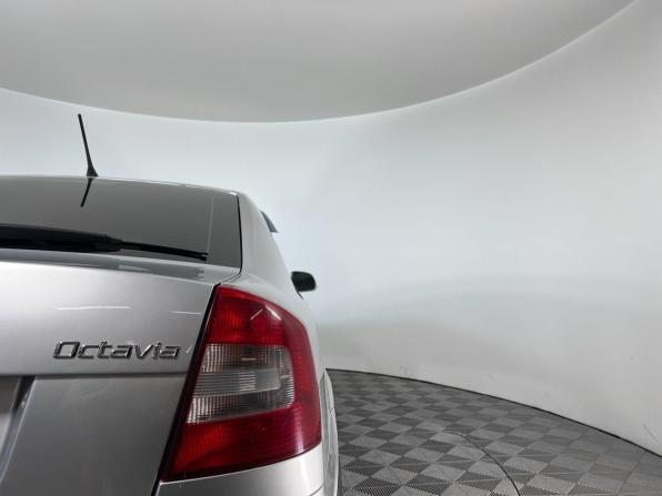 Skoda Octavia II (A5) Рестайлинг с пробегом 2012 года, цена 715 000 рублей, 220000 км, лифтбек, Автокод Объявления