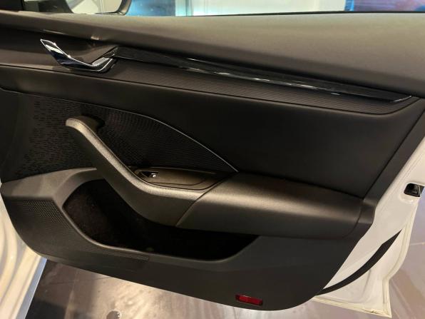 Skoda Octavia IV (A8) с пробегом 2021 года, цена 2 430 000 рублей, 102482 км, лифтбек, Автокод Объявления