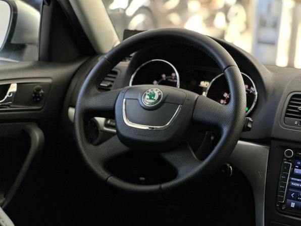 Skoda Yeti I с пробегом 2012 года, цена 620 000 рублей, 171177 км, внедорожник, Автокод Объявления