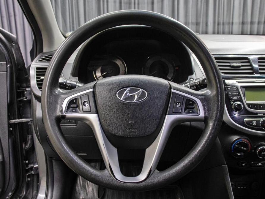 Hyundai Solaris I Москва  - изображение 17