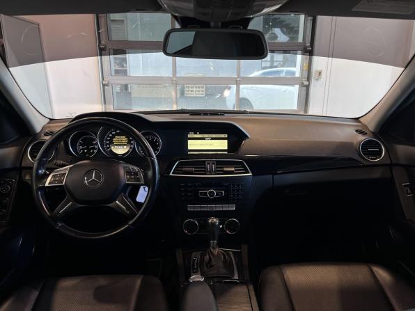 Mercedes-Benz C-Класс III (W204) Рестайлинг с пробегом 2011 года, цена 1 500 000 рублей, 142550 км, седан, Автокод Объявления