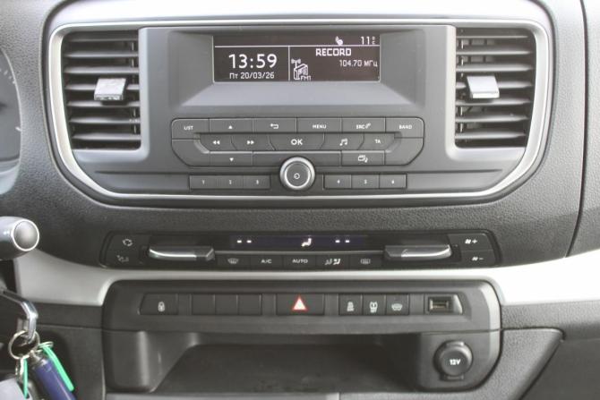 Peugeot Traveller I с пробегом 2021 года, цена 2 800 000 рублей, 219000 км, минивэн, Автокод Объявления