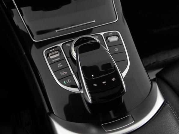Mercedes-Benz C-Класс IV (W205) Рестайлинг с пробегом 2019 года, цена 3 834 434 рубля, 85451 км, седан, Автокод Объявления