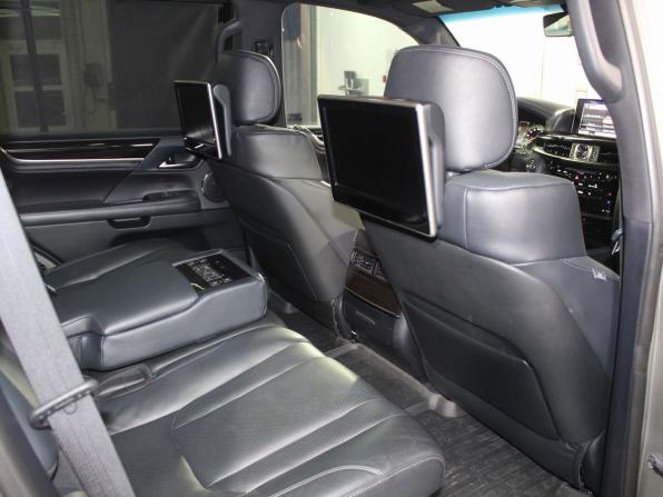 Lexus LX III Рестайлинг 2 с пробегом 2016 года, цена 5 850 000 рублей, 187682 км, внедорожник, Автокод Объявления