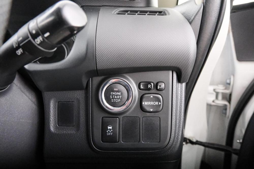 Toyota Wish II Рестайлинг Красноярск  - изображение 19