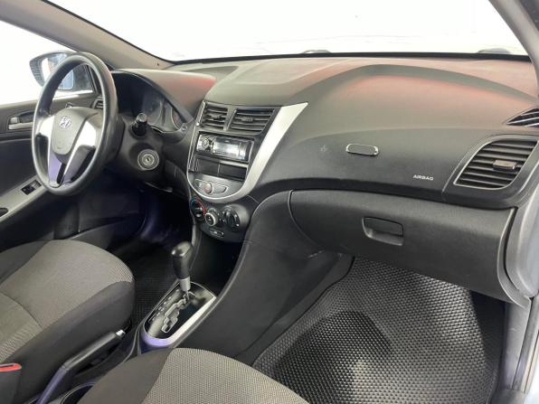 Hyundai Solaris I с пробегом 2011 года, цена 739 000 рублей, 205341 км, седан, Автокод Объявления