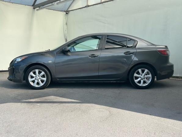 Mazda 3 II (BL) Рестайлинг с пробегом 2012 года, цена 690 000 рублей, 248431 км, седан, Автокод Объявления