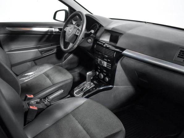 Opel Astra H Рестайлинг с пробегом 2010 года, цена 525 000 рублей, 293371 км, седан, Автокод Объявления