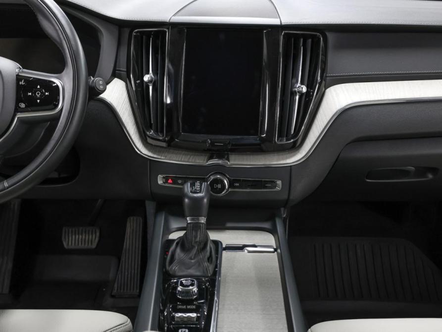 Volvo XC60 II Москва  - изображение 17
