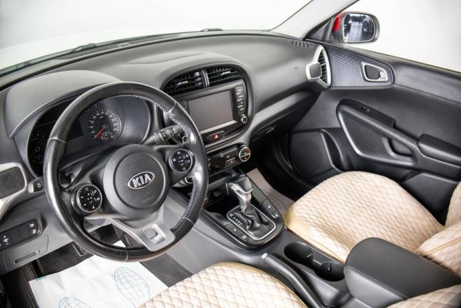 Kia Soul III с пробегом 2020 года, цена 1 799 000 рублей, 63202 км, хэтчбек, Автокод Объявления