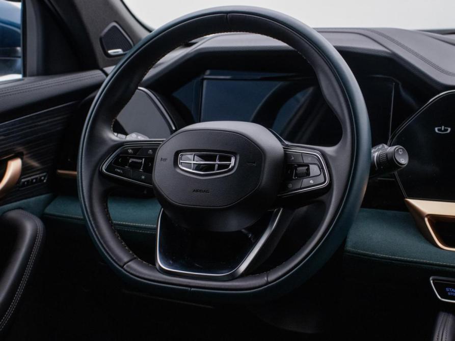 Geely Monjaro I Москва  - изображение 15