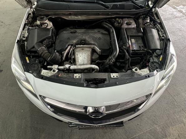 Opel Insignia I Рестайлинг с пробегом 2014 года, цена 1 389 000 рублей, 137794 км, универсал, Автокод Объявления