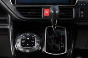 Toyota Noah III (R80) Рестайлинг Новосибирск  - изображение 35