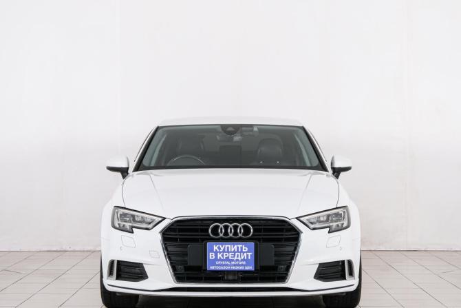 Audi A3 III (8V) Рестайлинг с пробегом 2019 года, цена 2 109 000 рублей, 37500 км, седан, Автокод Объявления