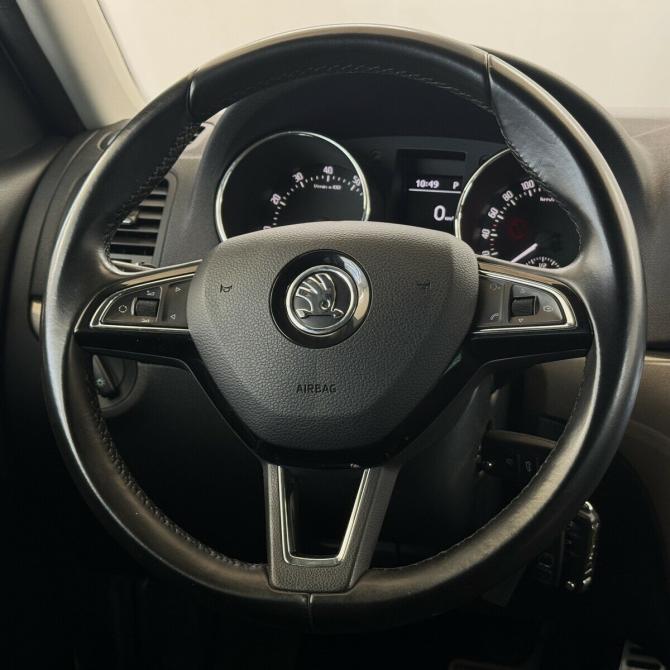 Skoda Yeti I Рестайлинг Москва  - изображение 9