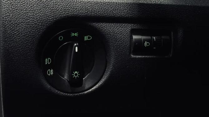 Skoda Fabia II Рестайлинг с пробегом 2012 года, цена 470 000 рублей, 216558 км, хэтчбек, Автокод Объявления