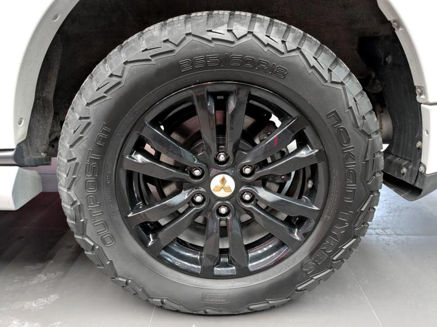 Mitsubishi Pajero IV Рестайлинг 2 Москва  - изображение 18