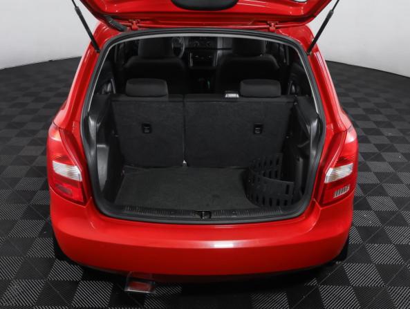 Skoda Fabia II Рестайлинг с пробегом 2011 года, цена 741 000 рублей, 140000 км, хэтчбек, Автокод Объявления