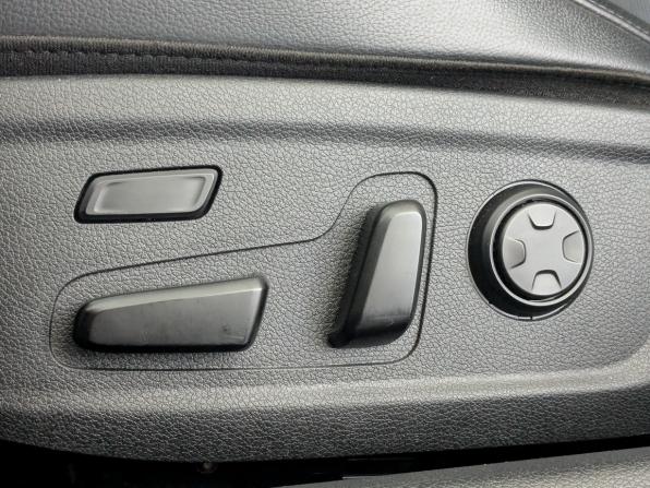 Kia Stinger I с пробегом 2018 года, цена 2 500 000 рублей, 140159 км, лифтбек, Автокод Объявления